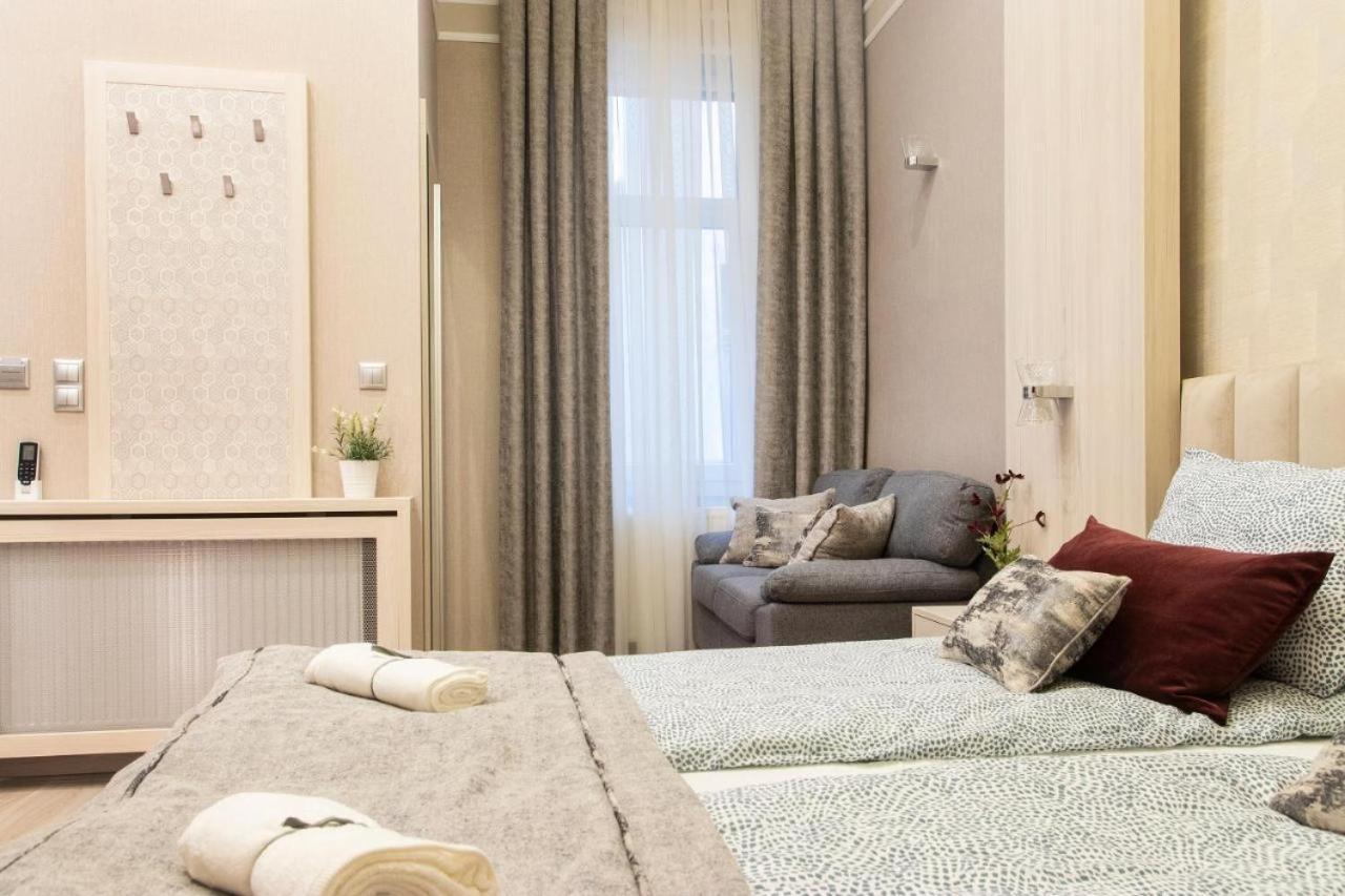 Central Relax Boutique Suites Budapest Exterior foto